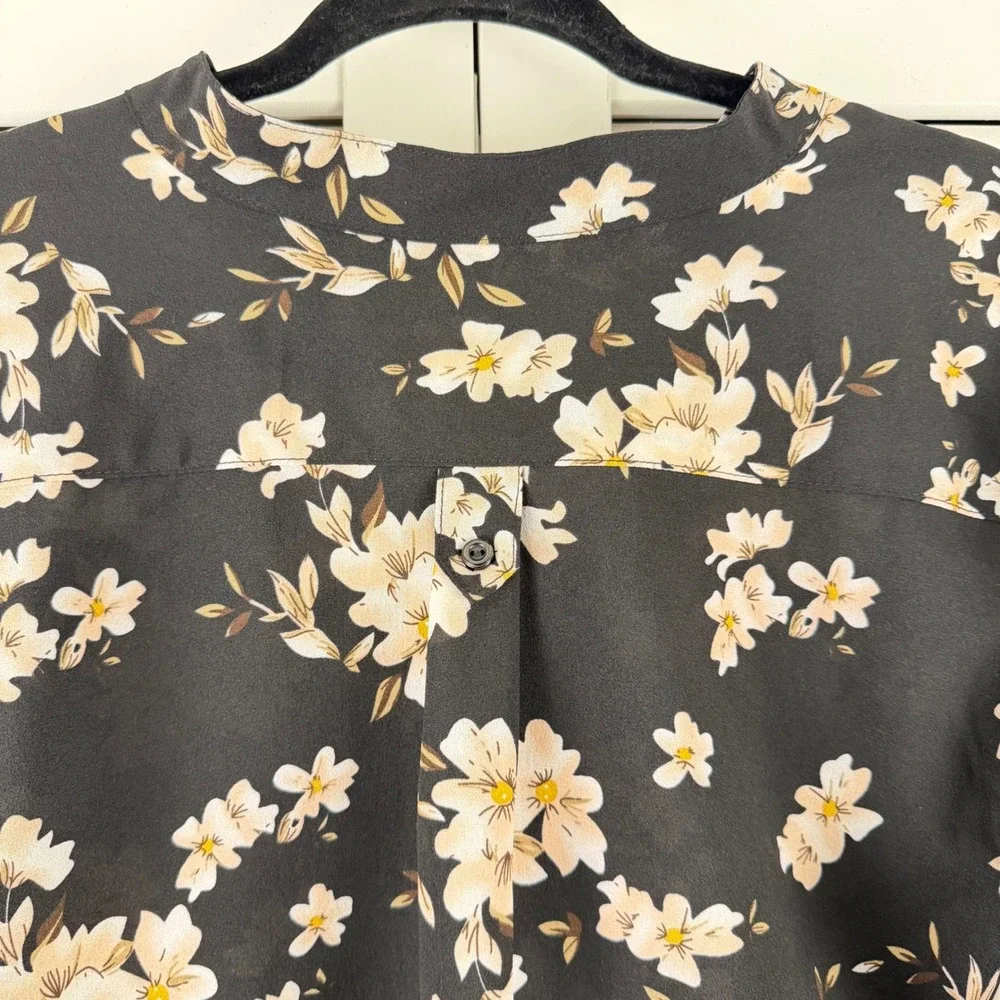 Fun2Fun Mackenzie Henley Blouse Black‎ Floral Roll Tab Sleeve Top XL
